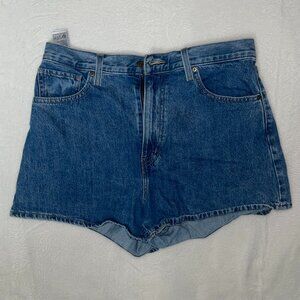 Levi's High Waisted Mom Jean Shorts Women 30x14 size 32 Blue Denim 100% Cotton